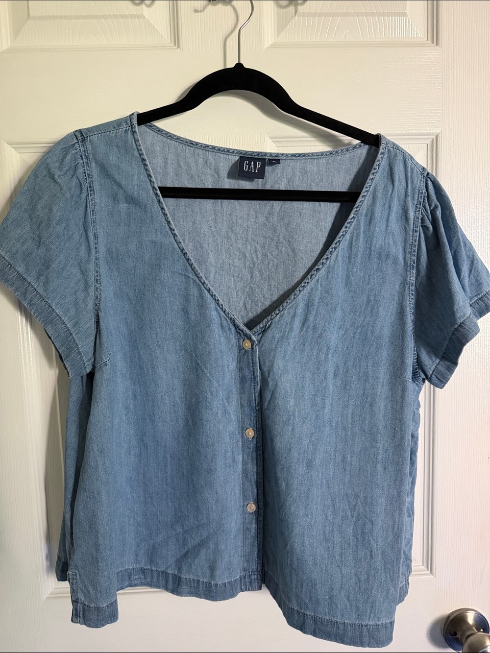GAP Light Blue Denim V-Neck Button Front Blouse